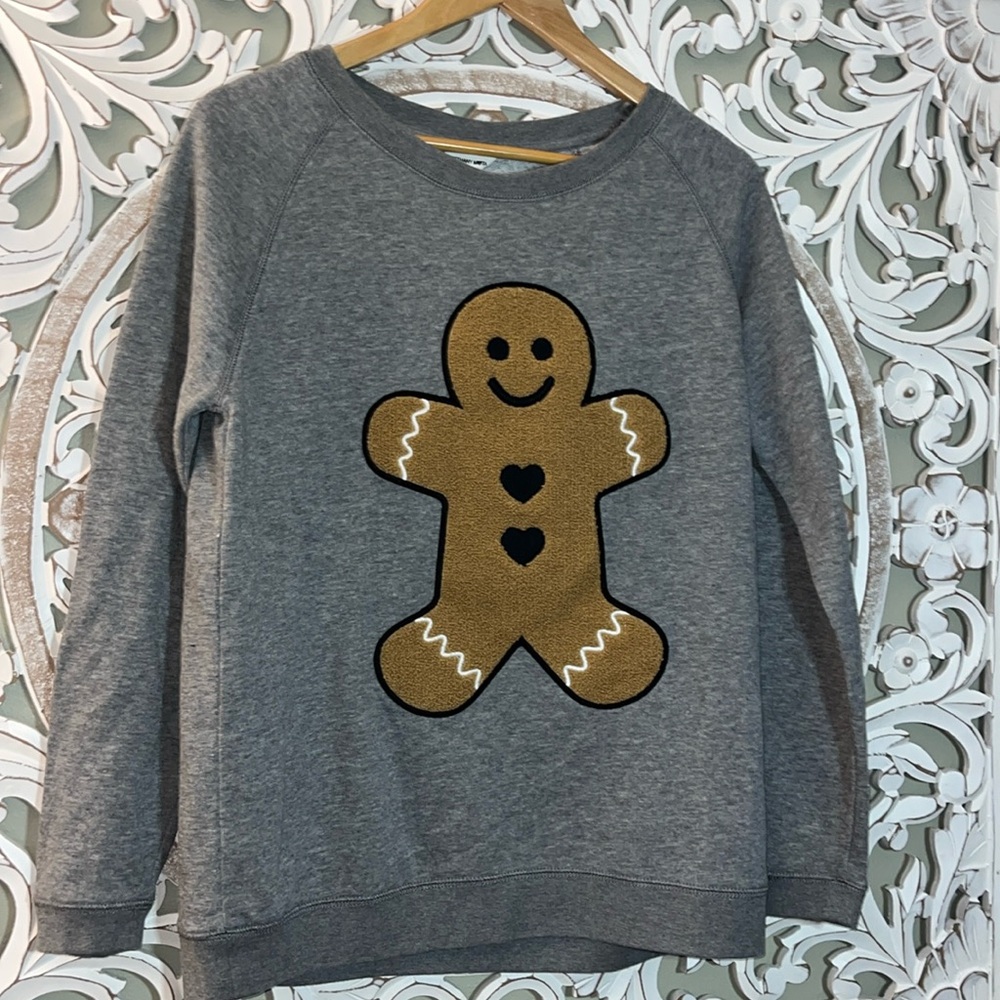 Bethany Mota Gingerbread Two Heart Holiday Christmas Gray Sweatshirt sz S EUC
